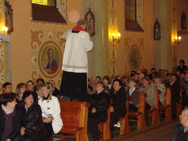 Misje i pożegnanie krzyża