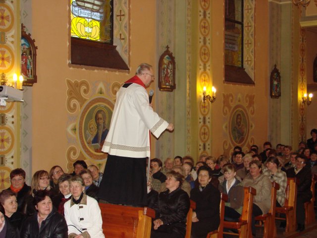 Misje i pożegnanie krzyża