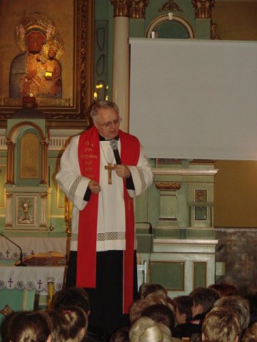 Misje i pożegnanie krzyża