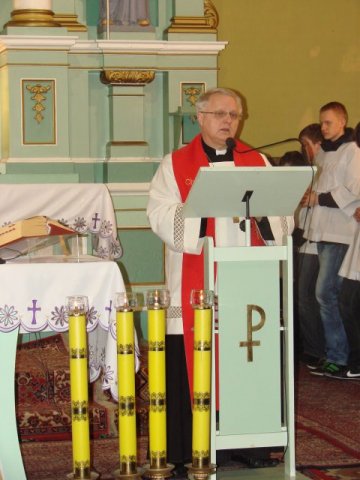 Misje i pożegnanie krzyża
