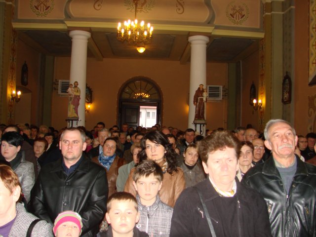 Misje i pożegnanie krzyża