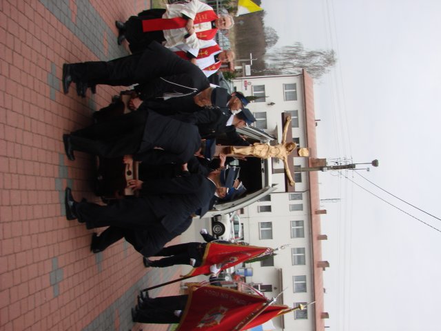 Misje i pożegnanie krzyża