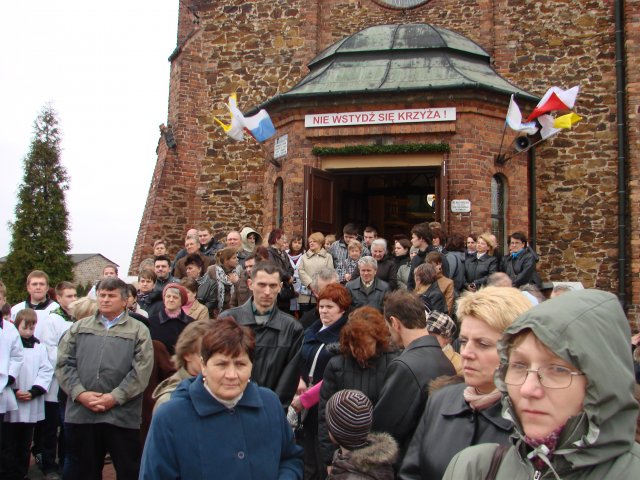 Misje i pożegnanie krzyża