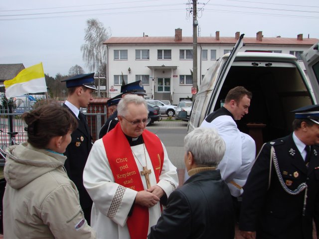 Misje i pożegnanie krzyża