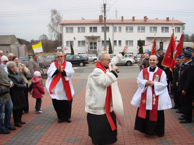 Misje i pożegnanie krzyża